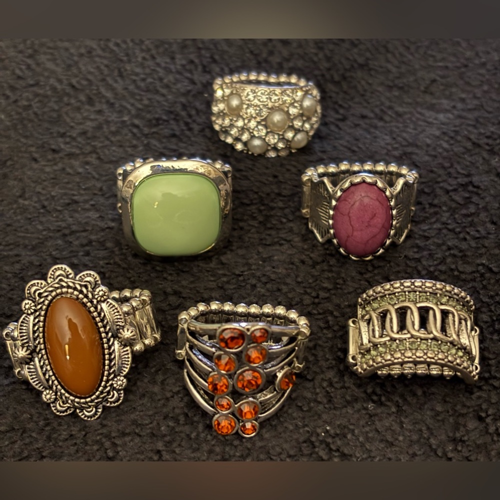 Stylish Silver and Gemstone Stretch Ring Set